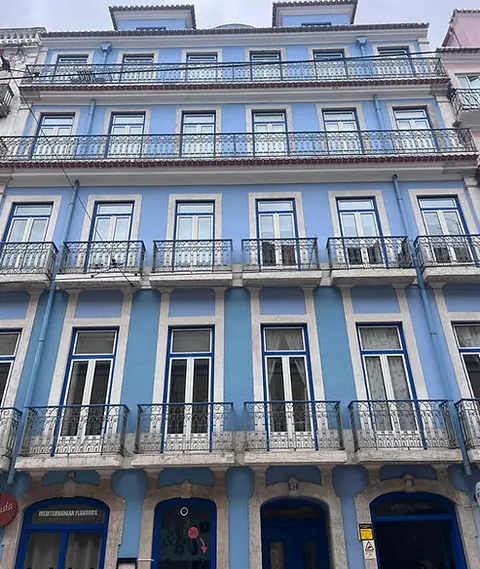 A mesma fachada depois da obra