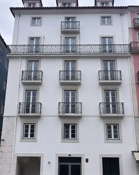 A mesma fachada depois da obra